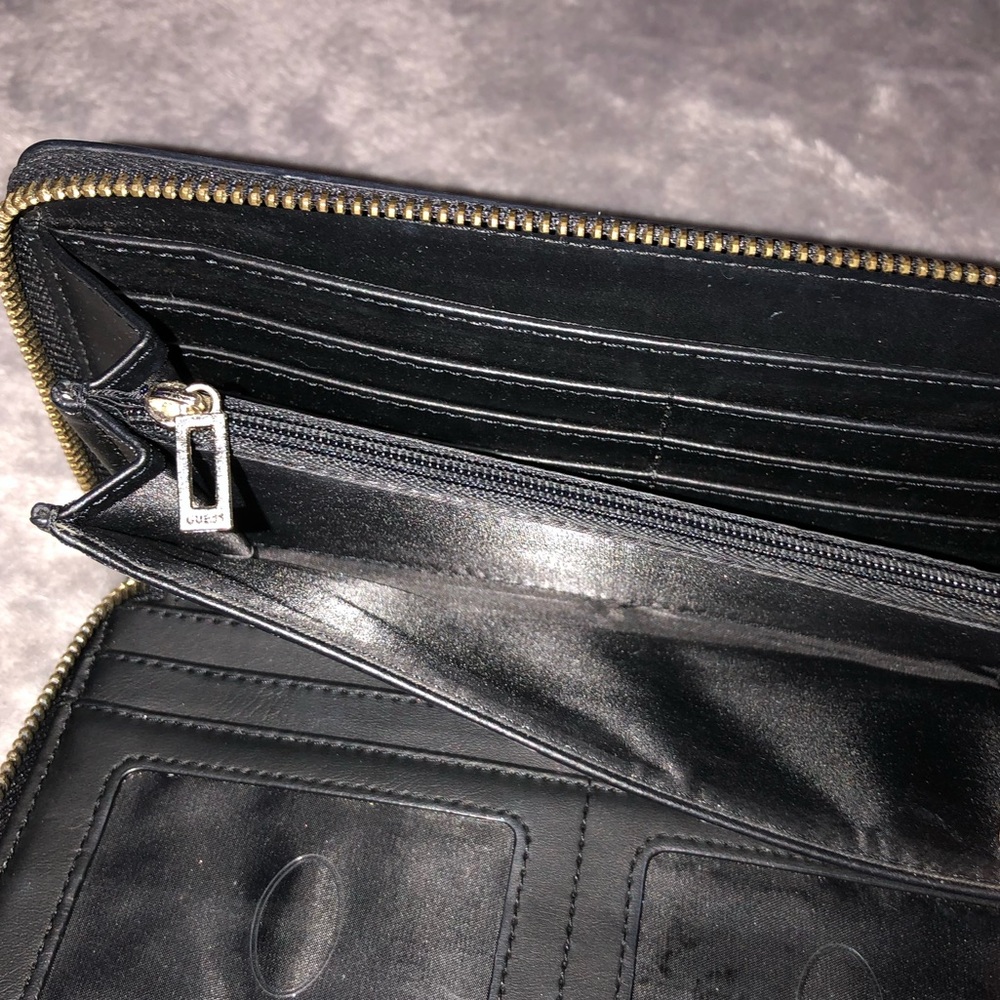 Guess black wallet - Picture 7 of 11